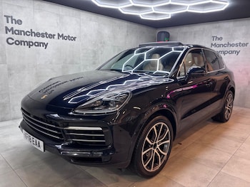 Used Porsche Cayenne 2018 for sale - 77049806: Photo