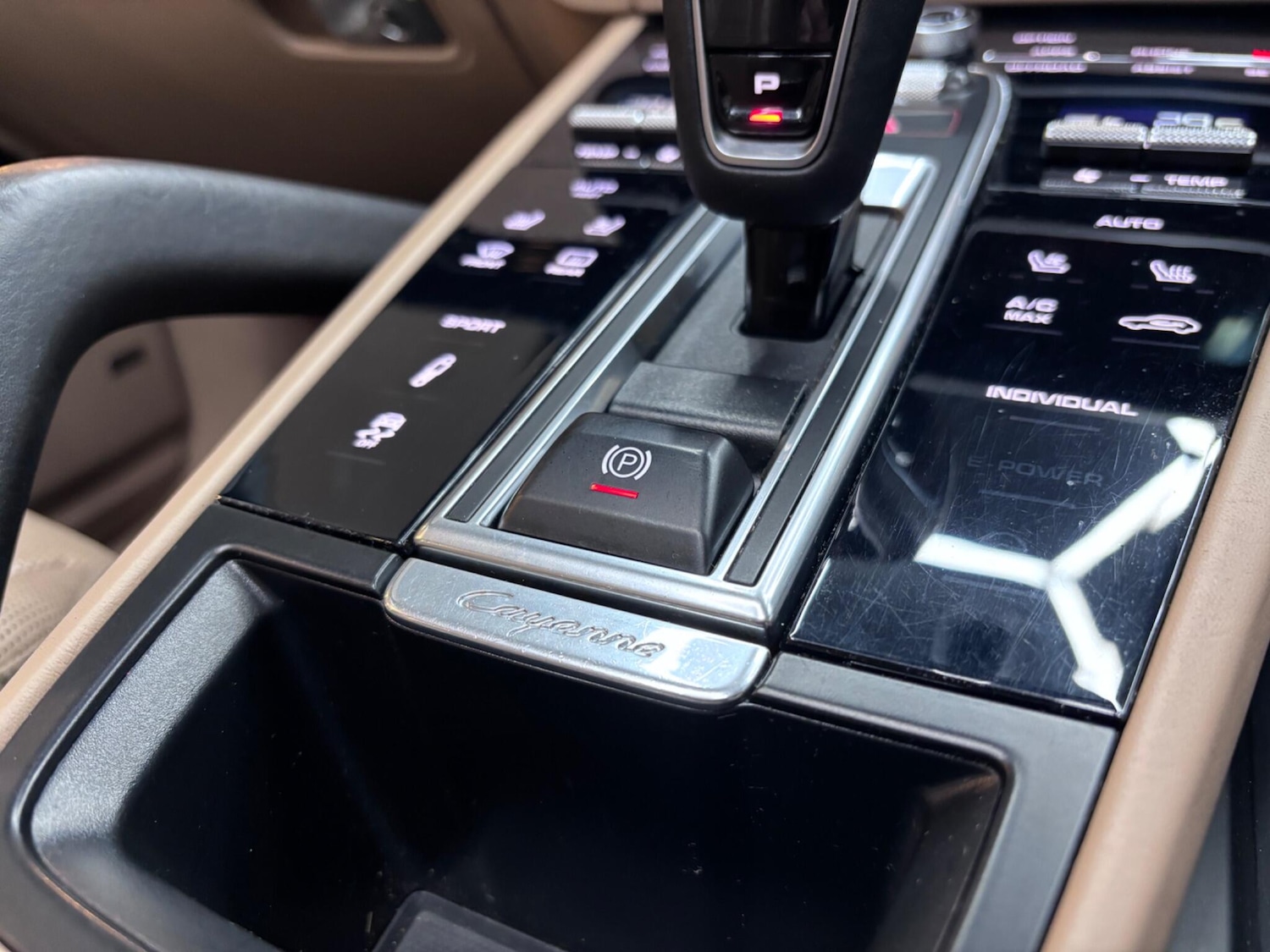 Used Porsche Cayenne 2018 for sale - 77049806: Photo 25