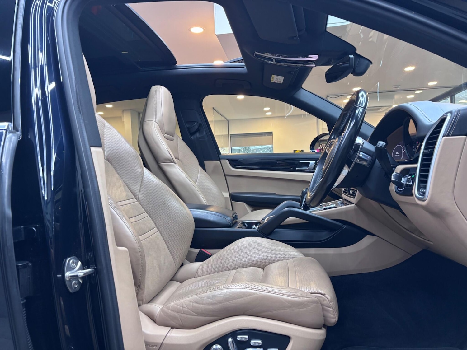 Used Porsche Cayenne 2018 for sale - 77049806: Photo 27