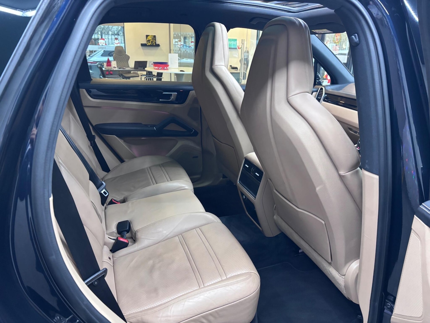 Used Porsche Cayenne 2018 for sale - 77049806: Photo 31