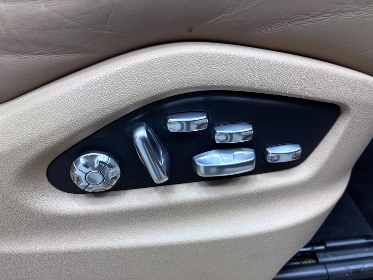 Used Porsche Cayenne 2018 for sale - 77049806: Photo 36