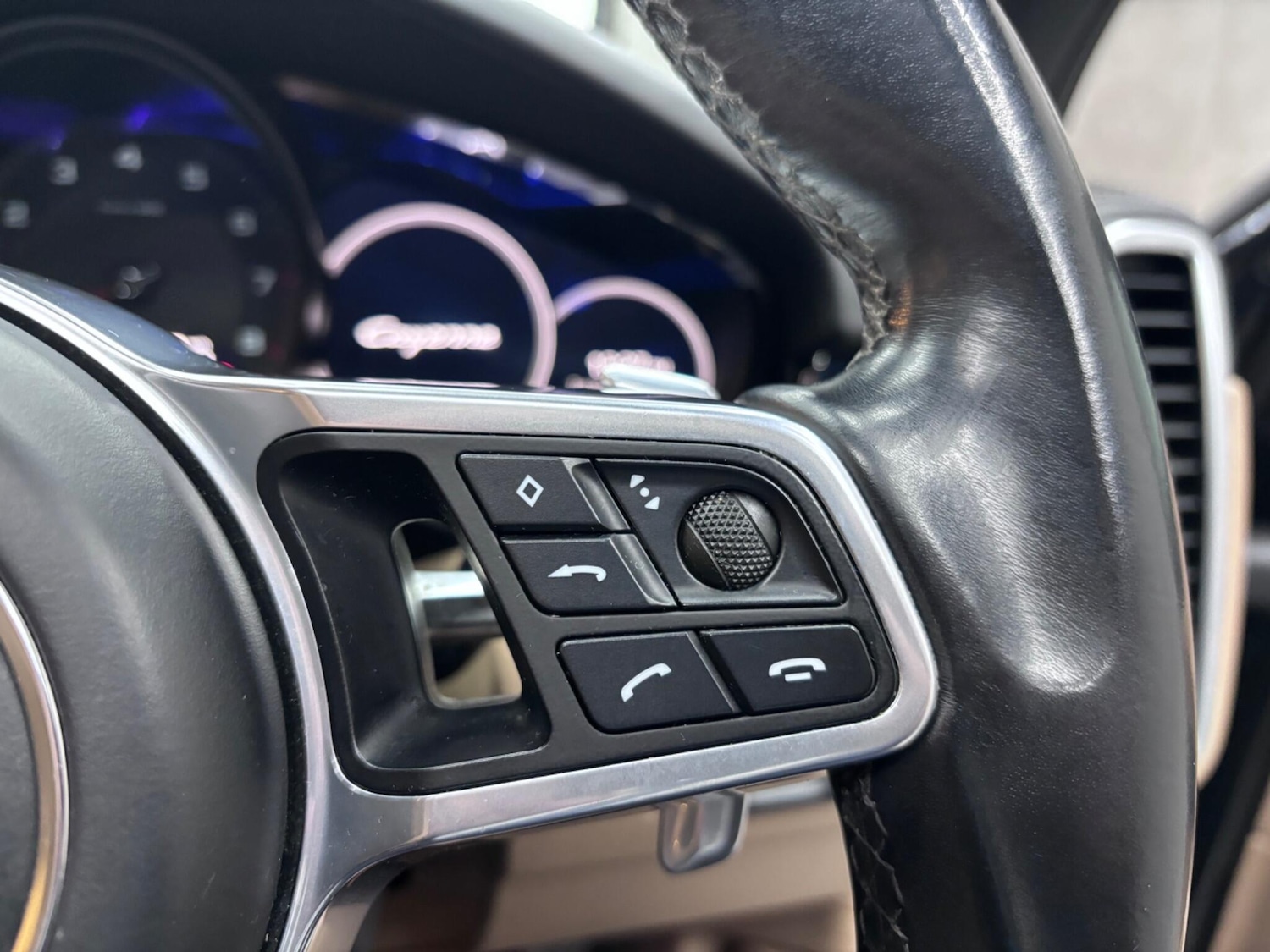 Used Porsche Cayenne 2018 for sale - 77049806: Photo 40