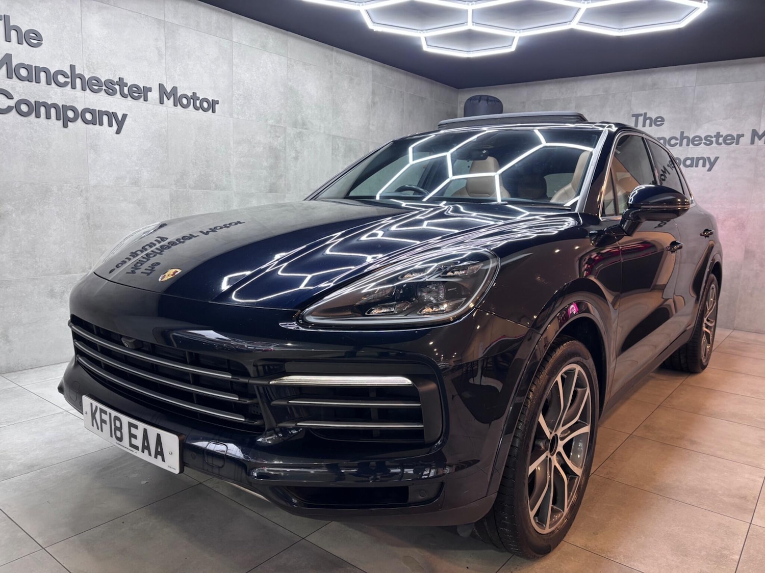 Used Porsche Cayenne 2018 for sale - 77049806: Photo 6
