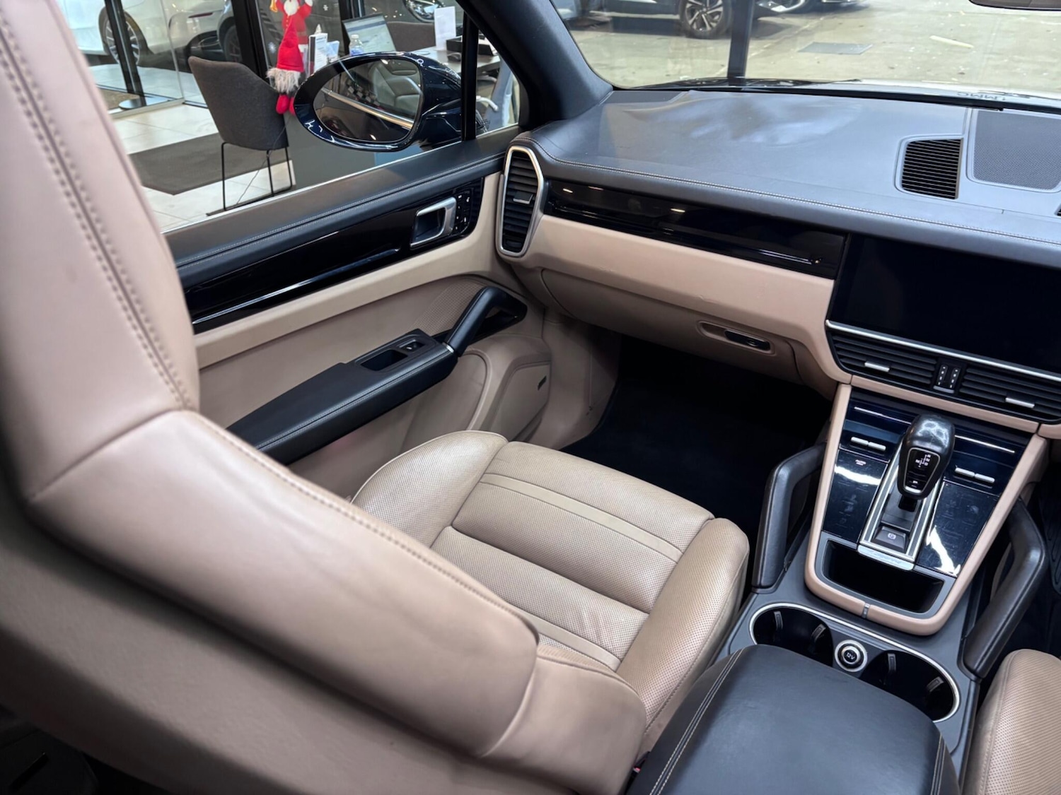 Used Porsche Cayenne 2018 for sale - 77049806: Photo 73
