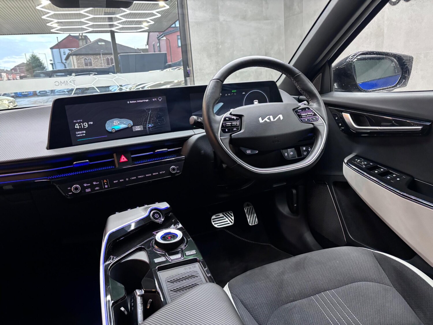 Used Kia EV6 for sale - 76992993: Photo 22