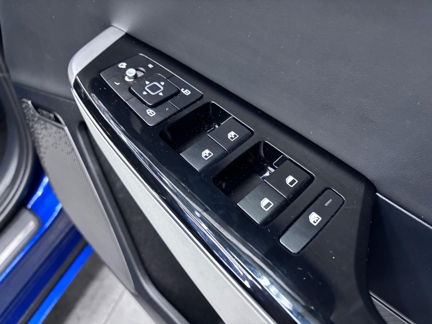 Used Kia EV6 for sale - 76992993: Photo 30