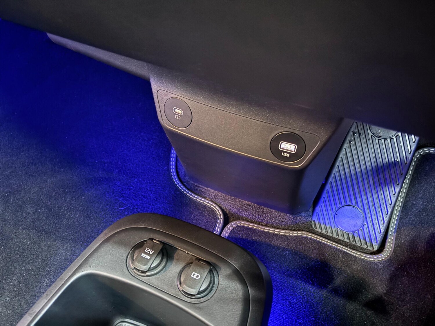 Used Kia EV6 for sale - 76992993: Photo 35