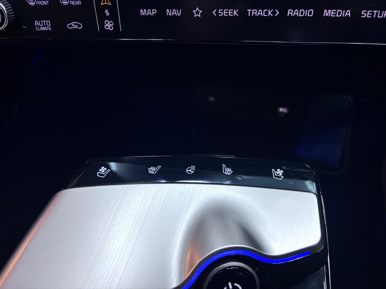 Used Kia EV6 for sale - 76992993: Photo 75