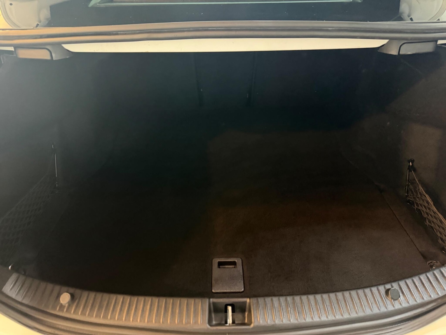 Used Mercedes-Benz C Class 2016 for sale - 77646478: Photo 43