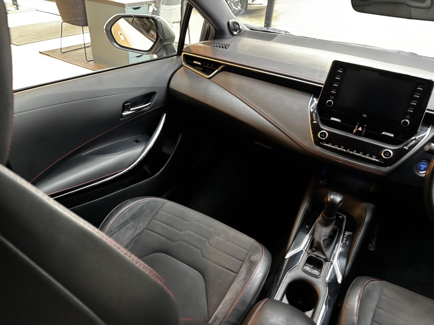 Used Toyota Corolla 2019 for sale - 78047300: Photo 55