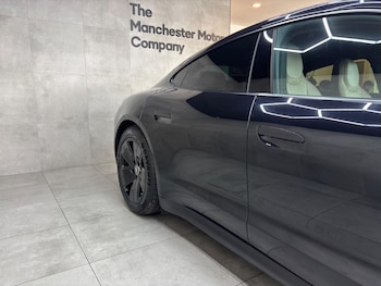 Used Porsche Taycan 2022 for sale - 78675627: Photo