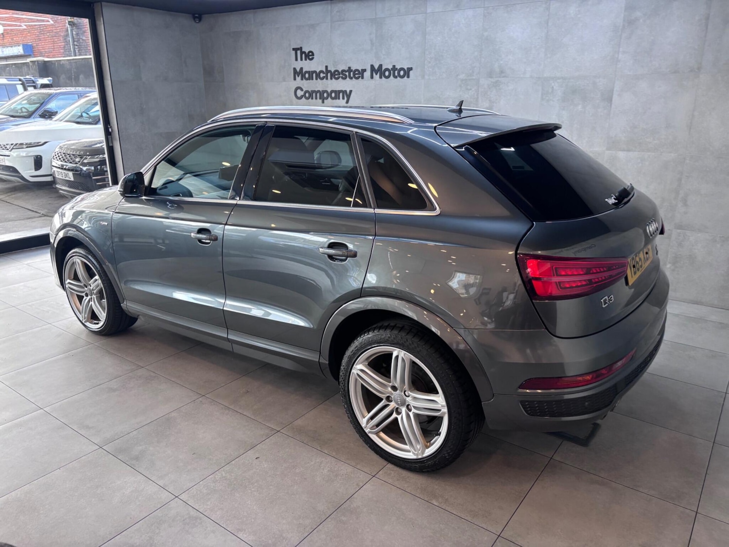 Used Audi Q3 2015 for sale - 76522255: Photo 10