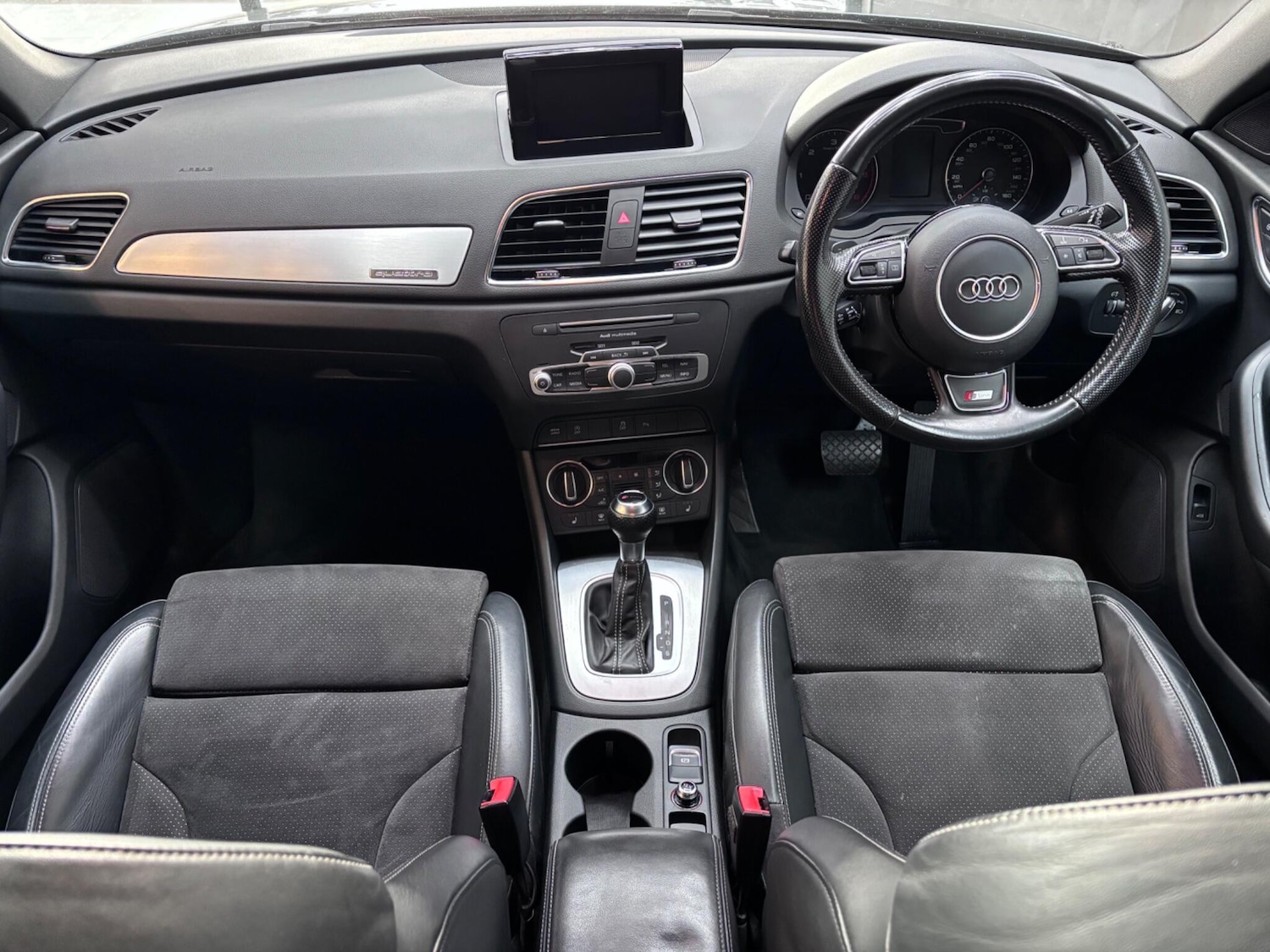 Used Audi Q3 2015 for sale - 76522255: Photo 17