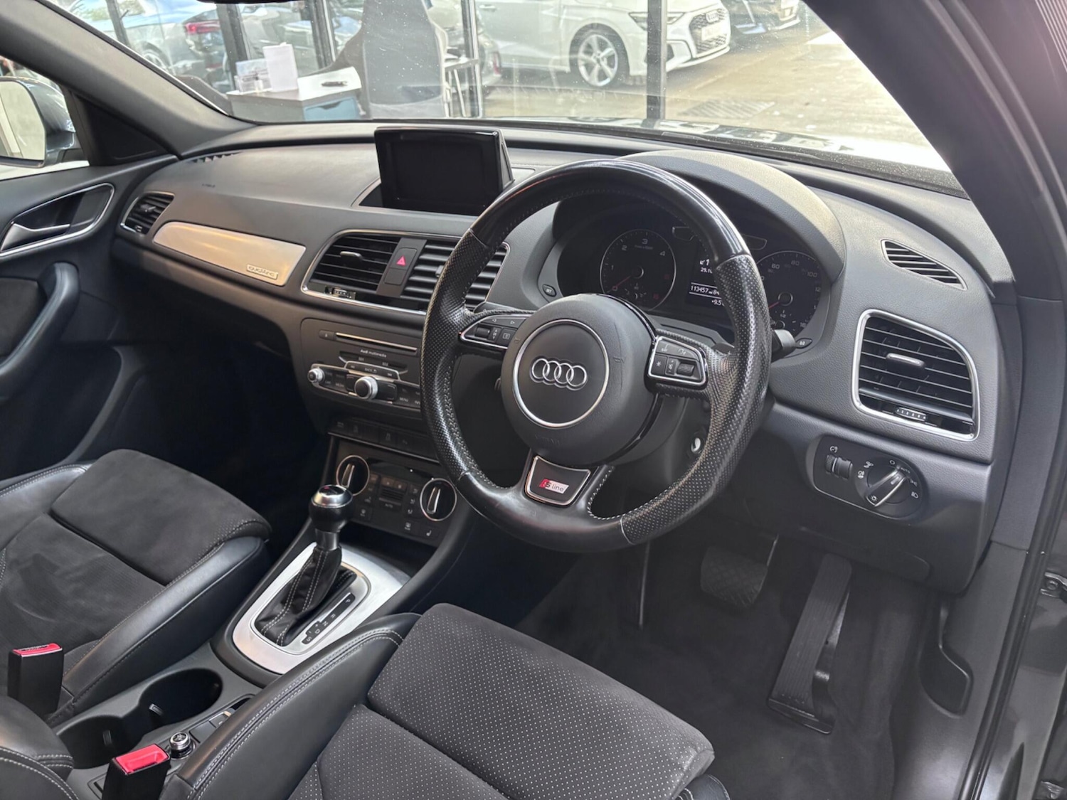 Used Audi Q3 2015 for sale - 76522255: Photo 22