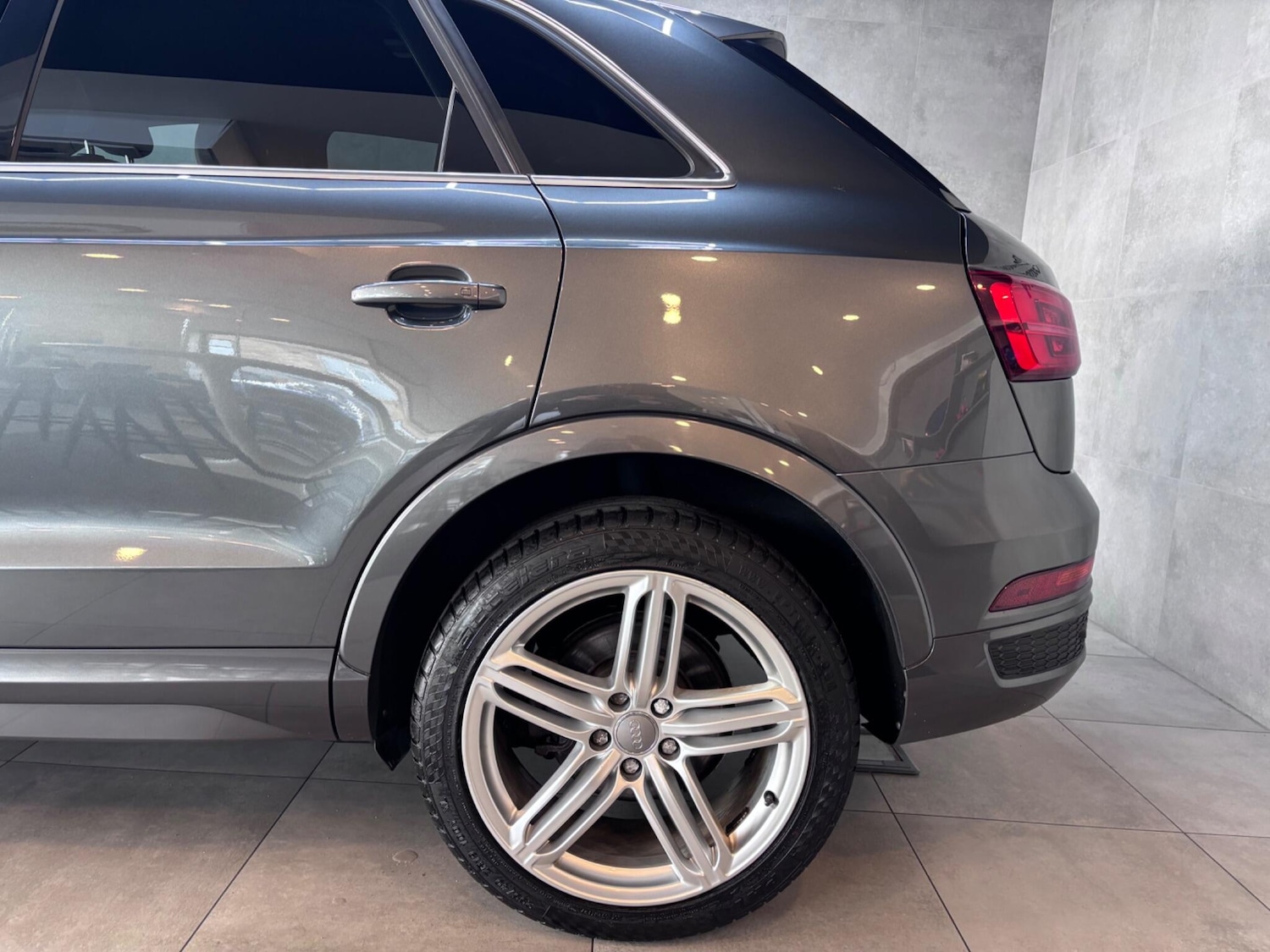 Used Audi Q3 2015 for sale - 76522255: Photo 48