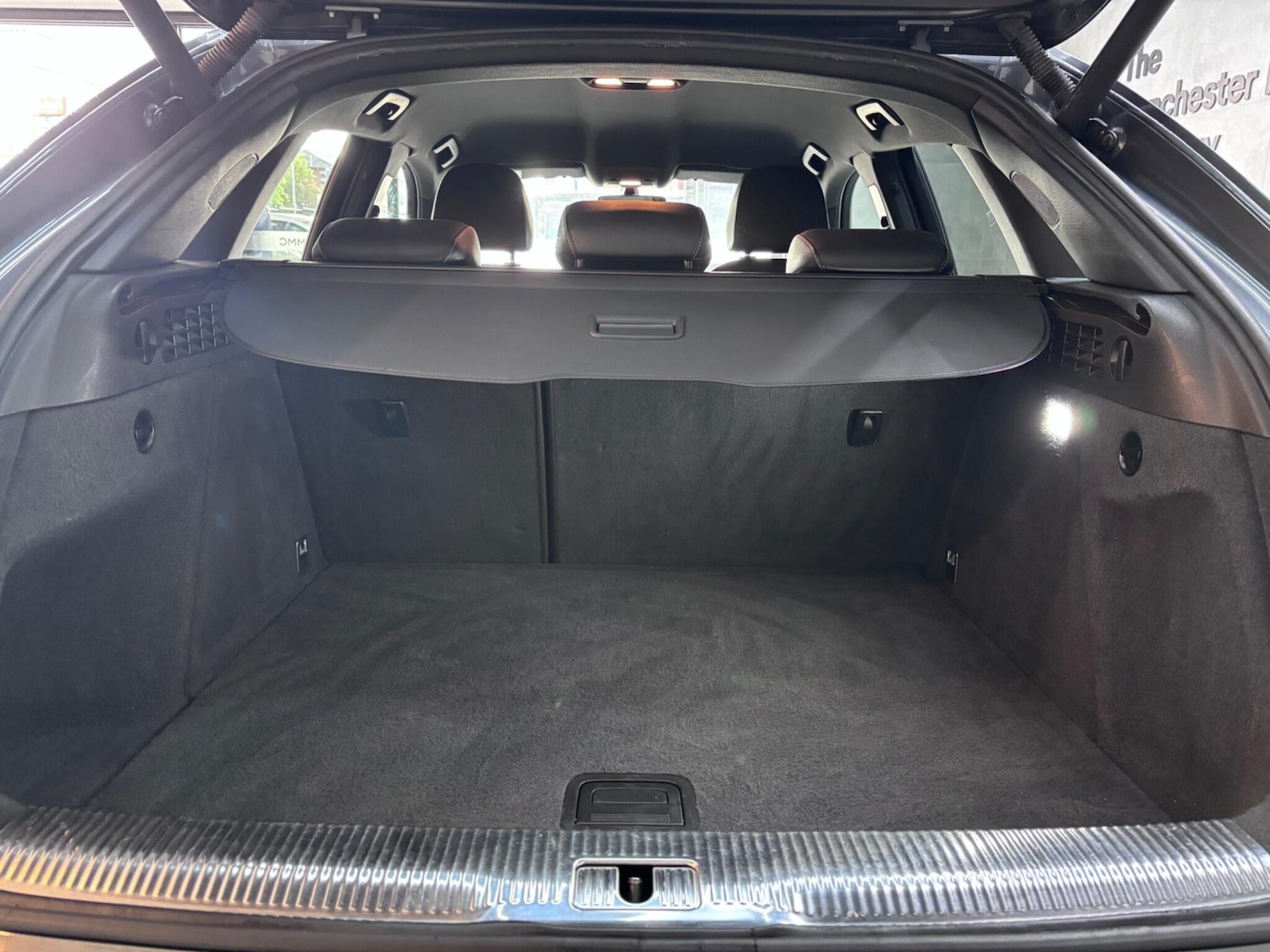 Used Audi Q3 2015 for sale - 76522255: Photo 54