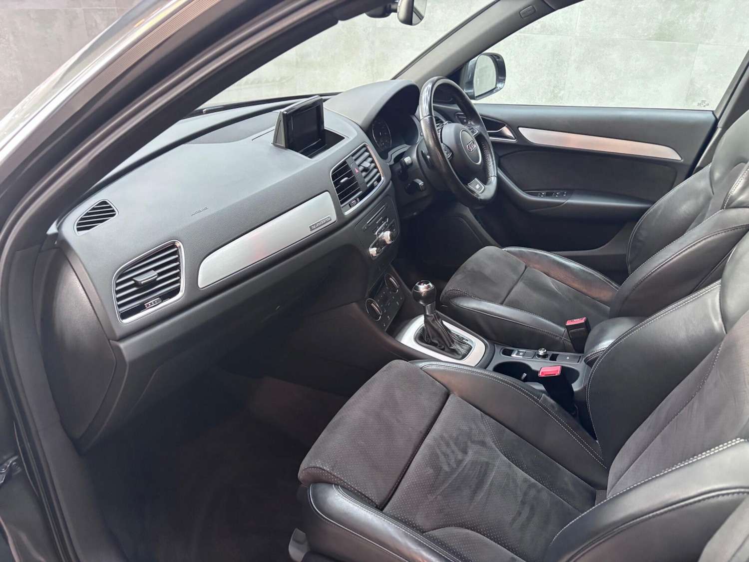 Used Audi Q3 2015 for sale - 76522255: Photo 56