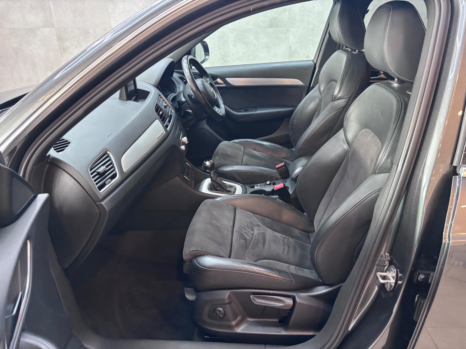 Used Audi Q3 2015 for sale - 76522255: Photo 57