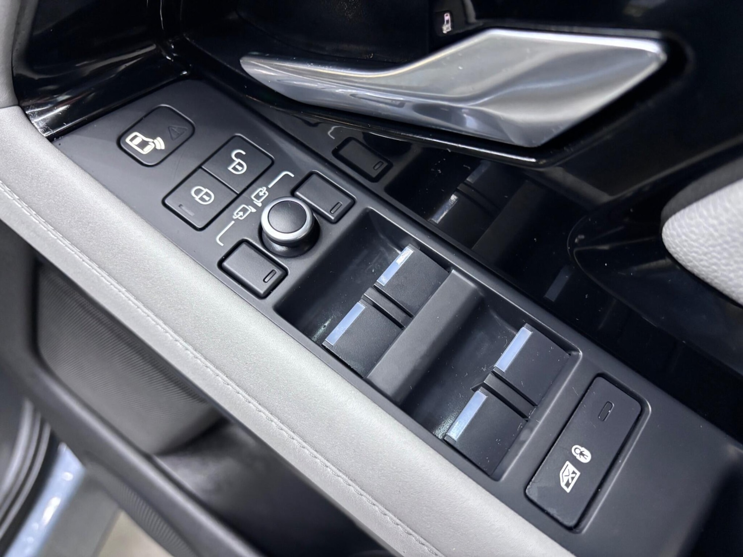 Used Land Rover Range Rover Evoque for sale - 76658439: Photo 37