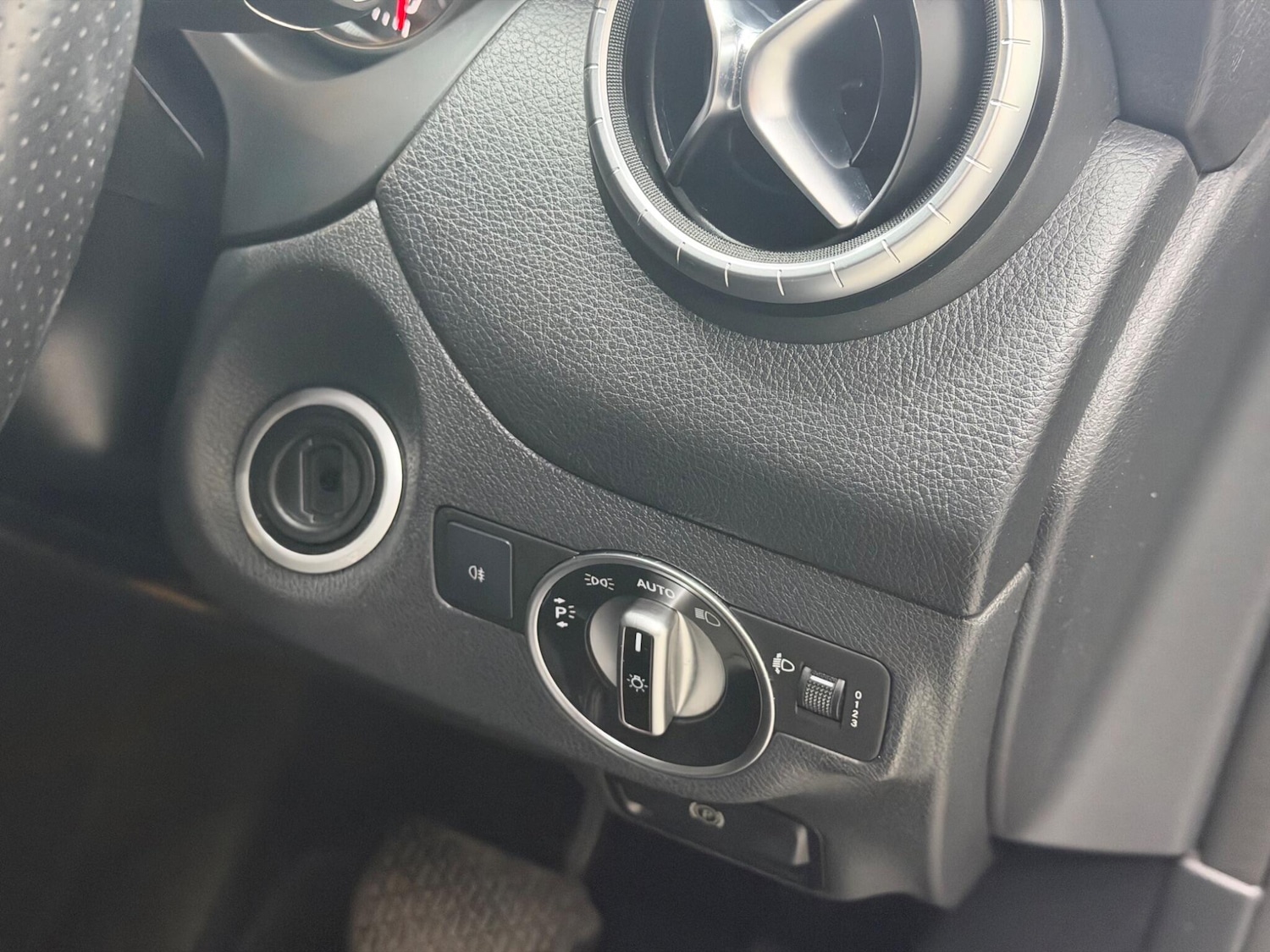 Used Mercedes-Benz CLA for sale - 77704802: Photo 22