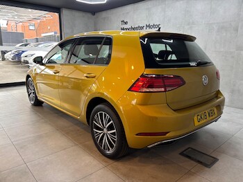 Used Volkswagen Golf 2018 for sale - 78492133: Photo