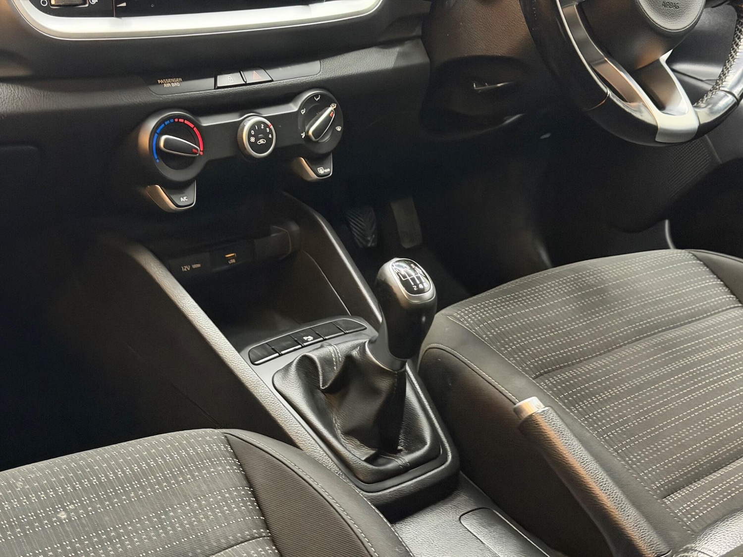 Used Kia Stonic for sale - 78147771: Photo 12