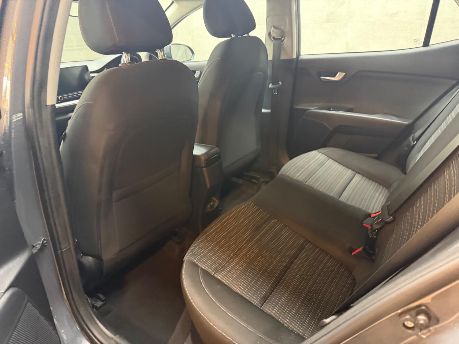 Used Kia Stonic for sale - 78147771: Photo 23