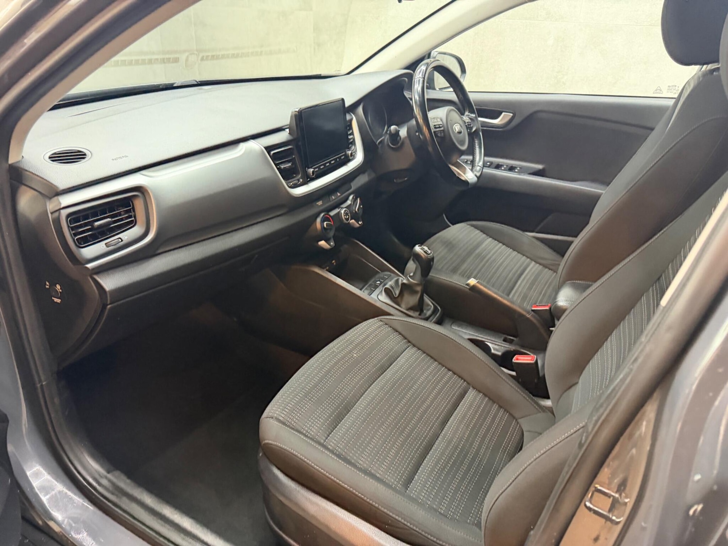 Used Kia Stonic for sale - 78147771: Photo 39