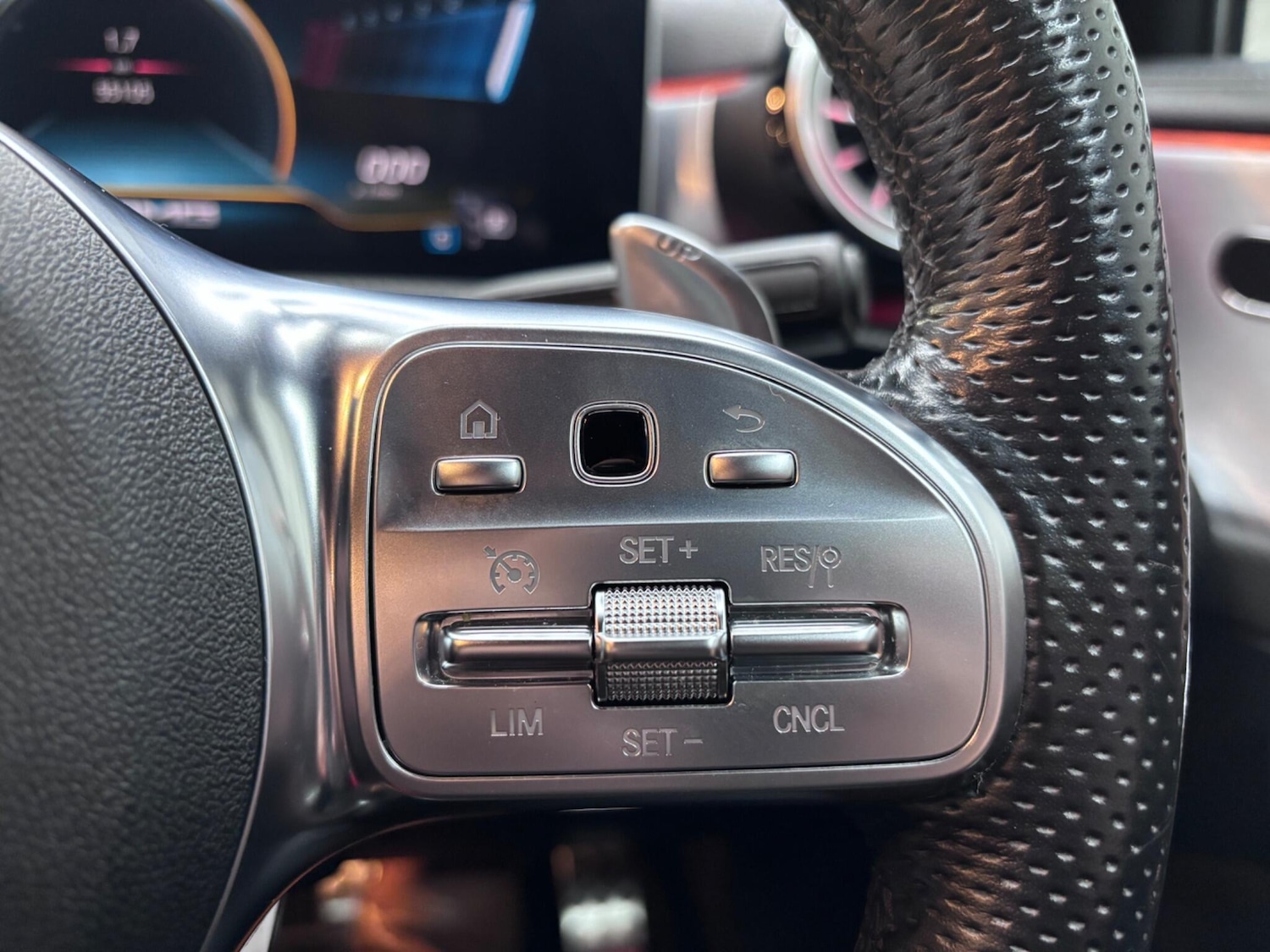 Used Mercedes-Benz A-Class 2019 for sale - 76855952: Photo 28