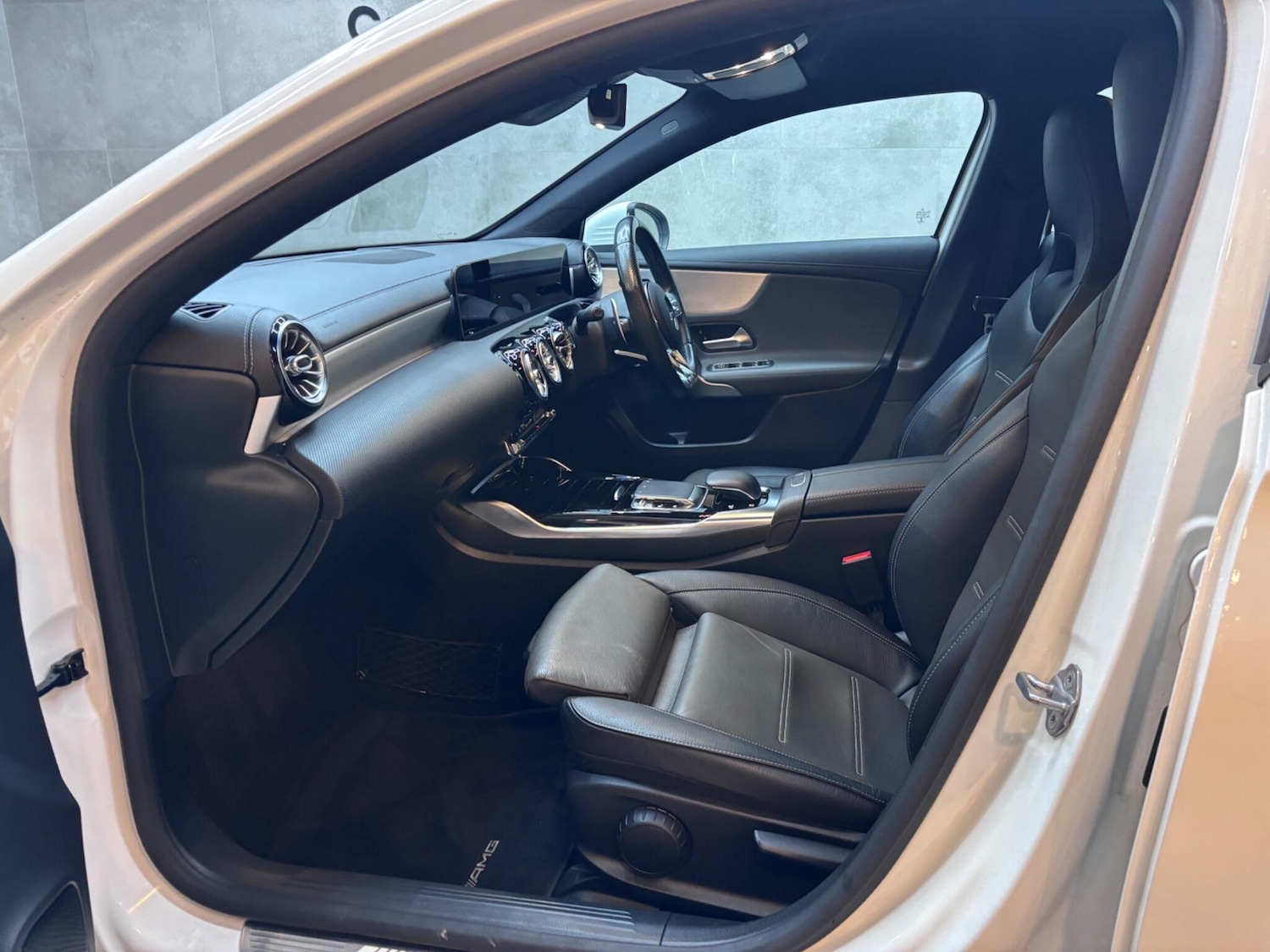 Used Mercedes-Benz A-Class 2019 for sale - 76855952: Photo 46