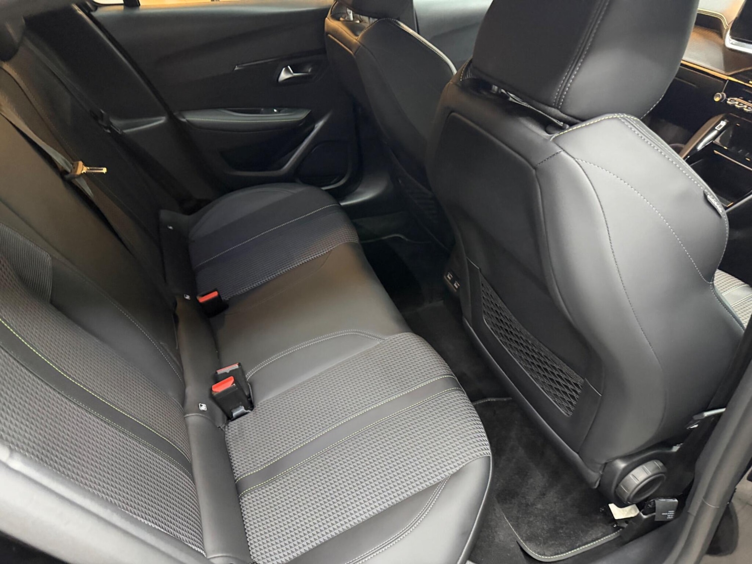 Used Peugeot 208 2023 for sale - 77081548: Photo 18