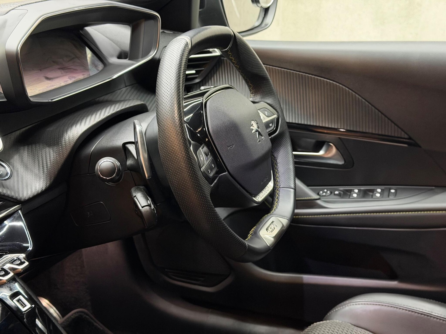 Used Peugeot 208 2023 for sale - 77081548: Photo 44