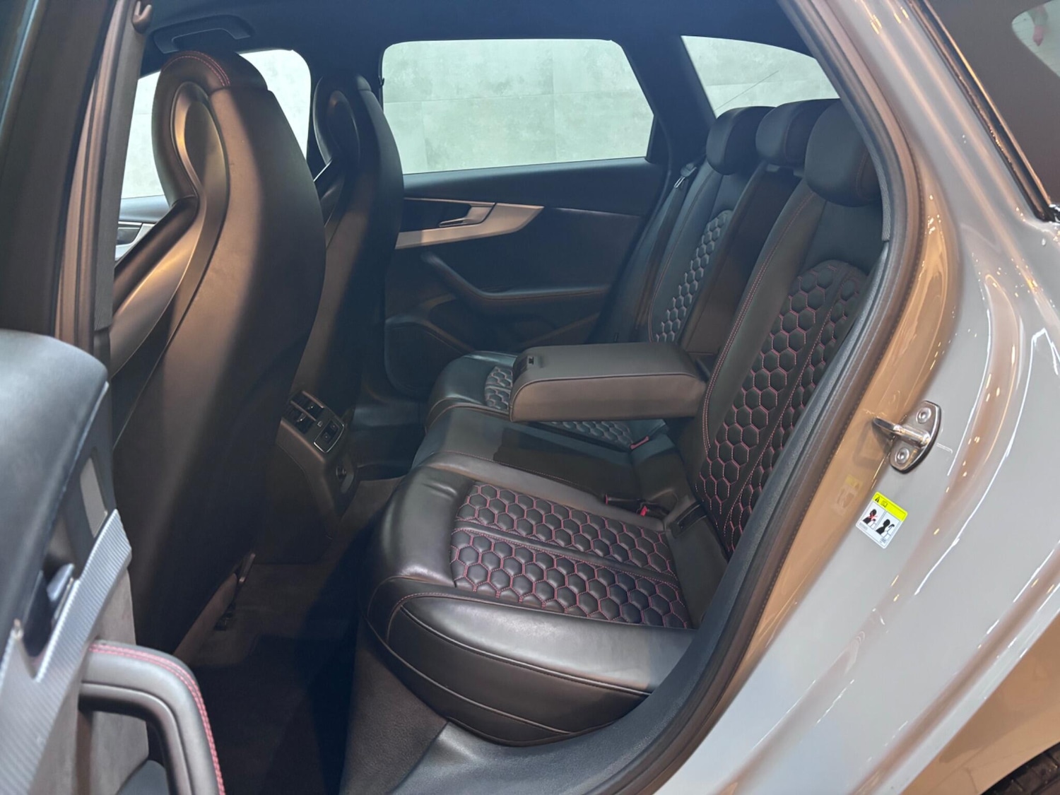 Used Audi RS4 2018 for sale - 76839555: Photo 24