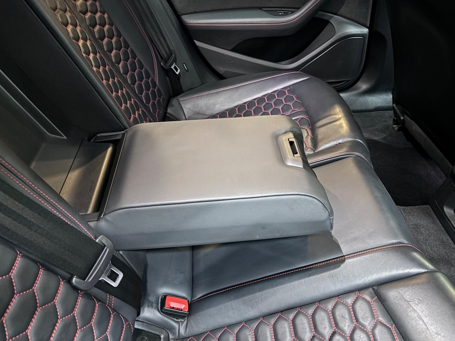 Used Audi RS4 2018 for sale - 76839555: Photo 73