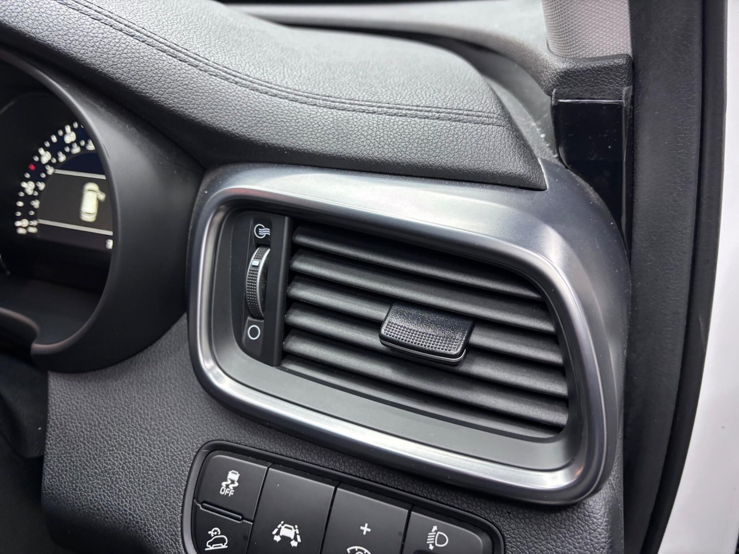 Used Kia Sorento 2018 for sale - 77633632: Photo 21