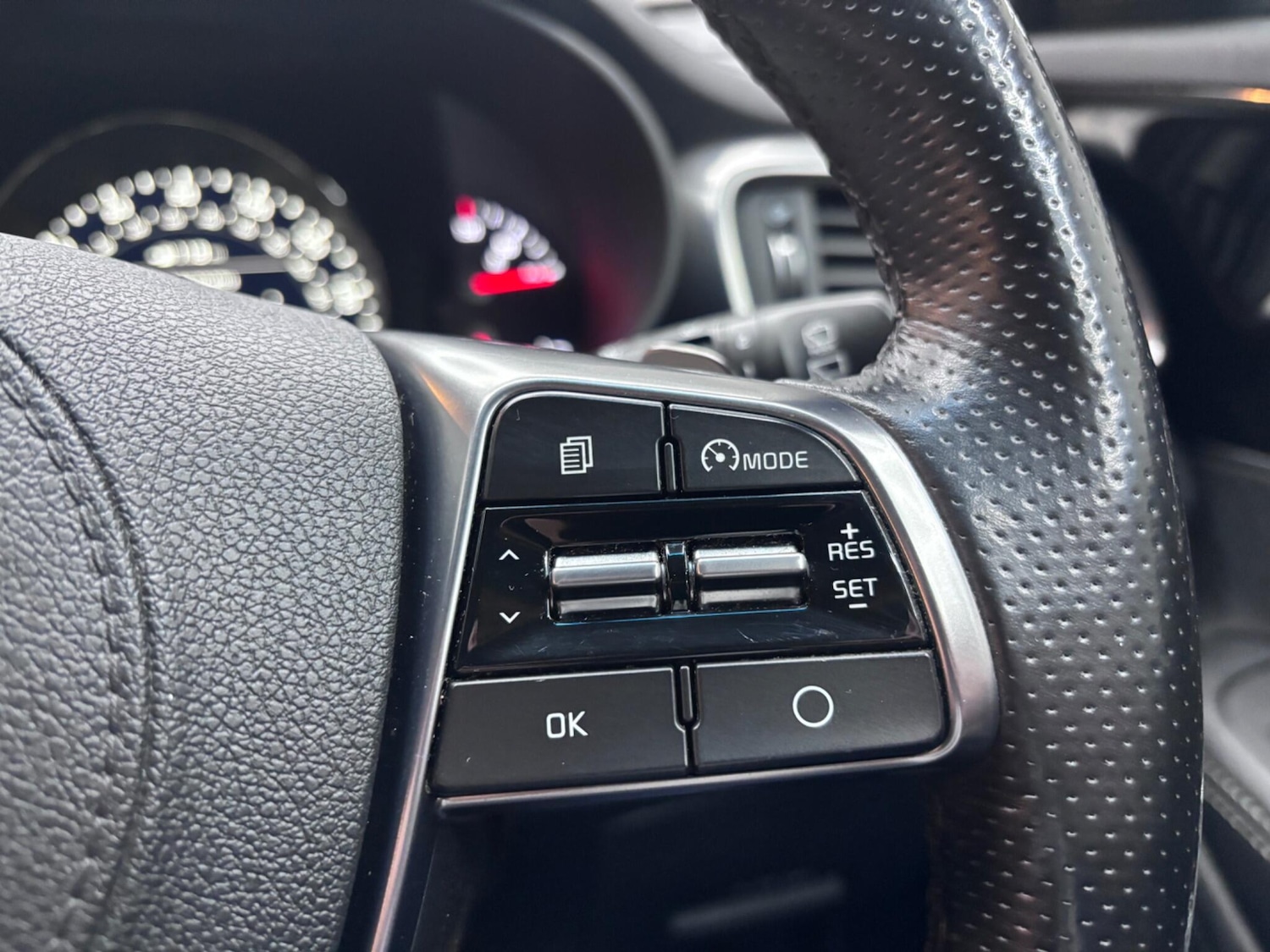 Used Kia Sorento 2018 for sale - 77633632: Photo 24