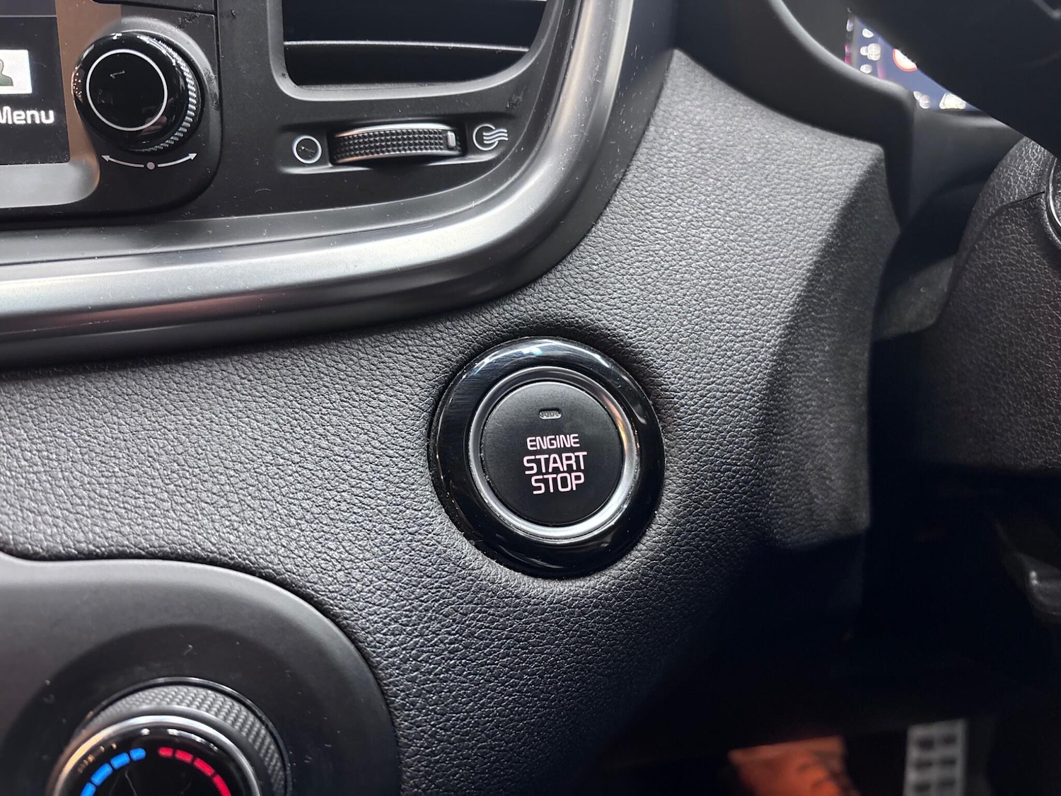 Used Kia Sorento 2018 for sale - 77633632: Photo 25