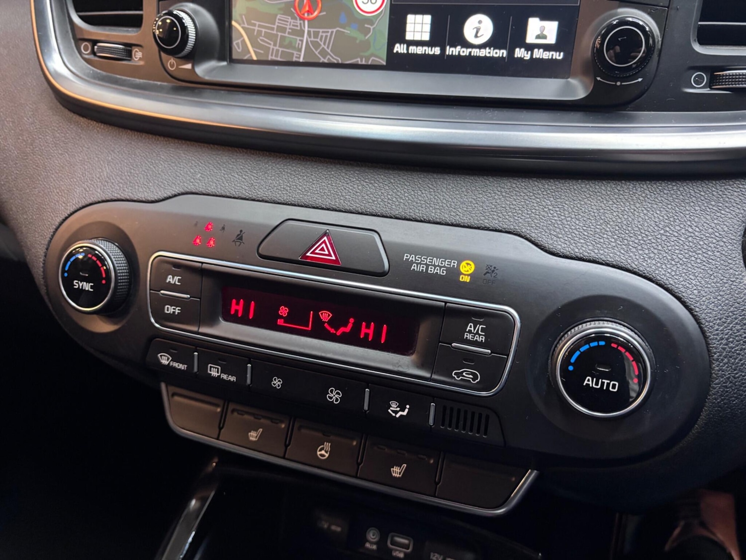 Used Kia Sorento 2018 for sale - 77633632: Photo 32