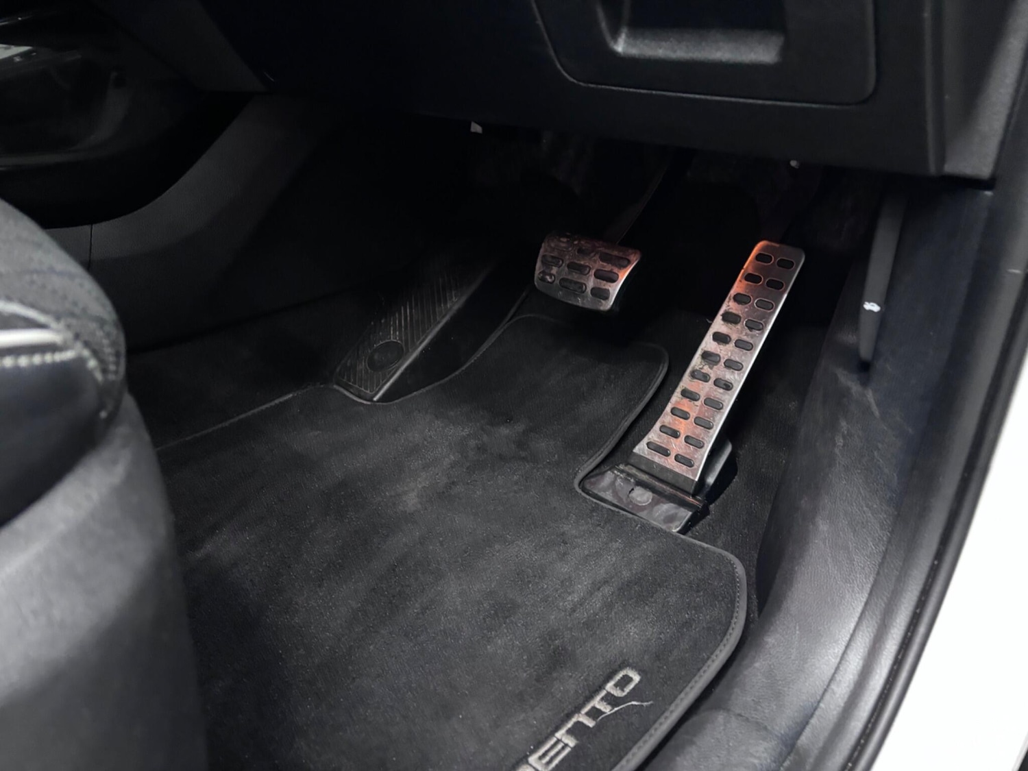 Used Kia Sorento 2018 for sale - 77633632: Photo 56