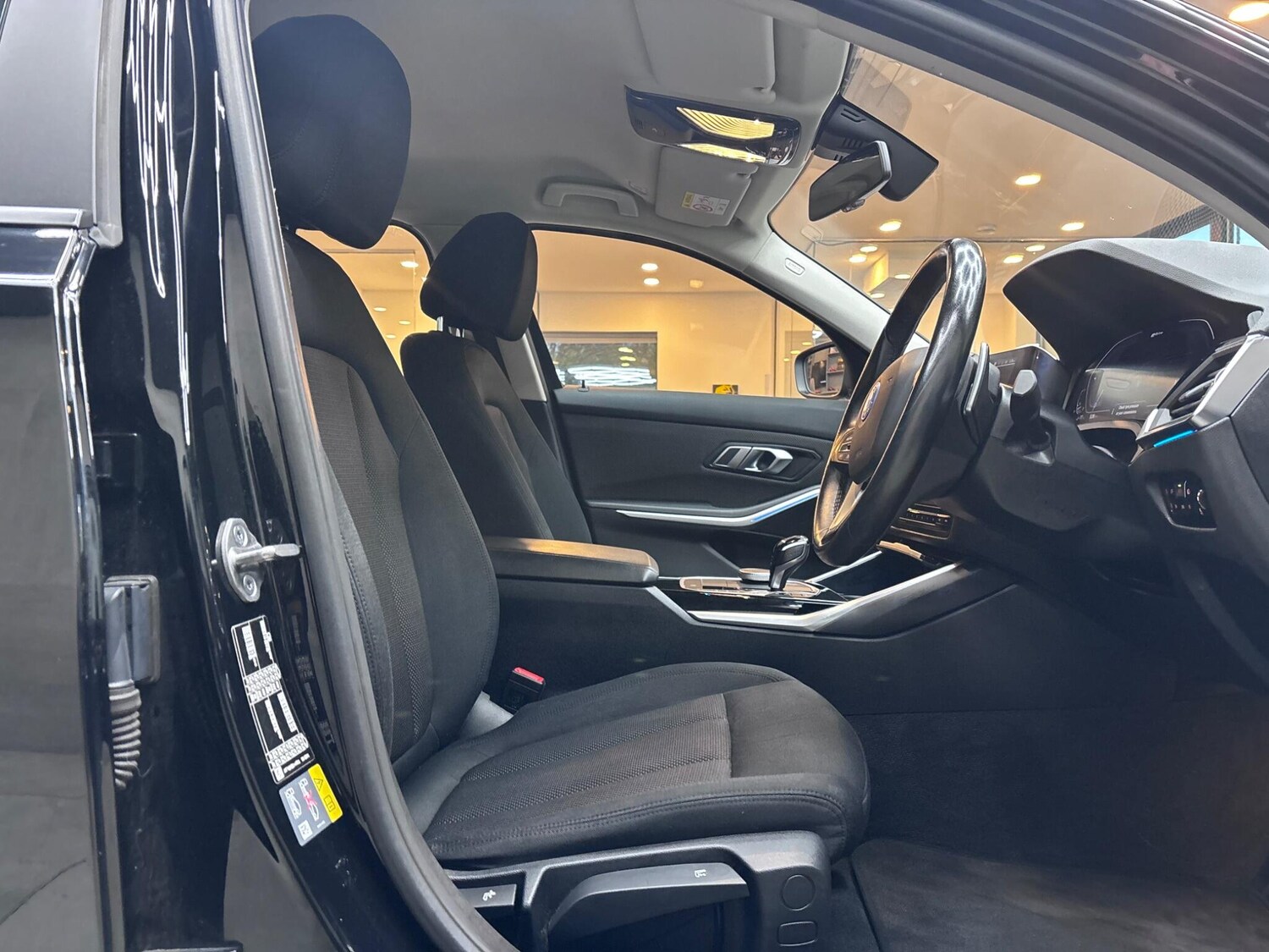 Used BMW 3 Series 2021 for sale - 76521480: Photo 24