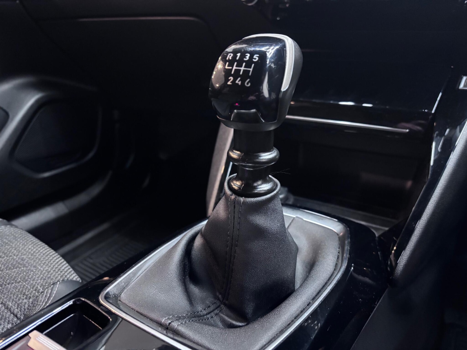 Used Peugeot 2008 2023 for sale - 77057179: Photo 20