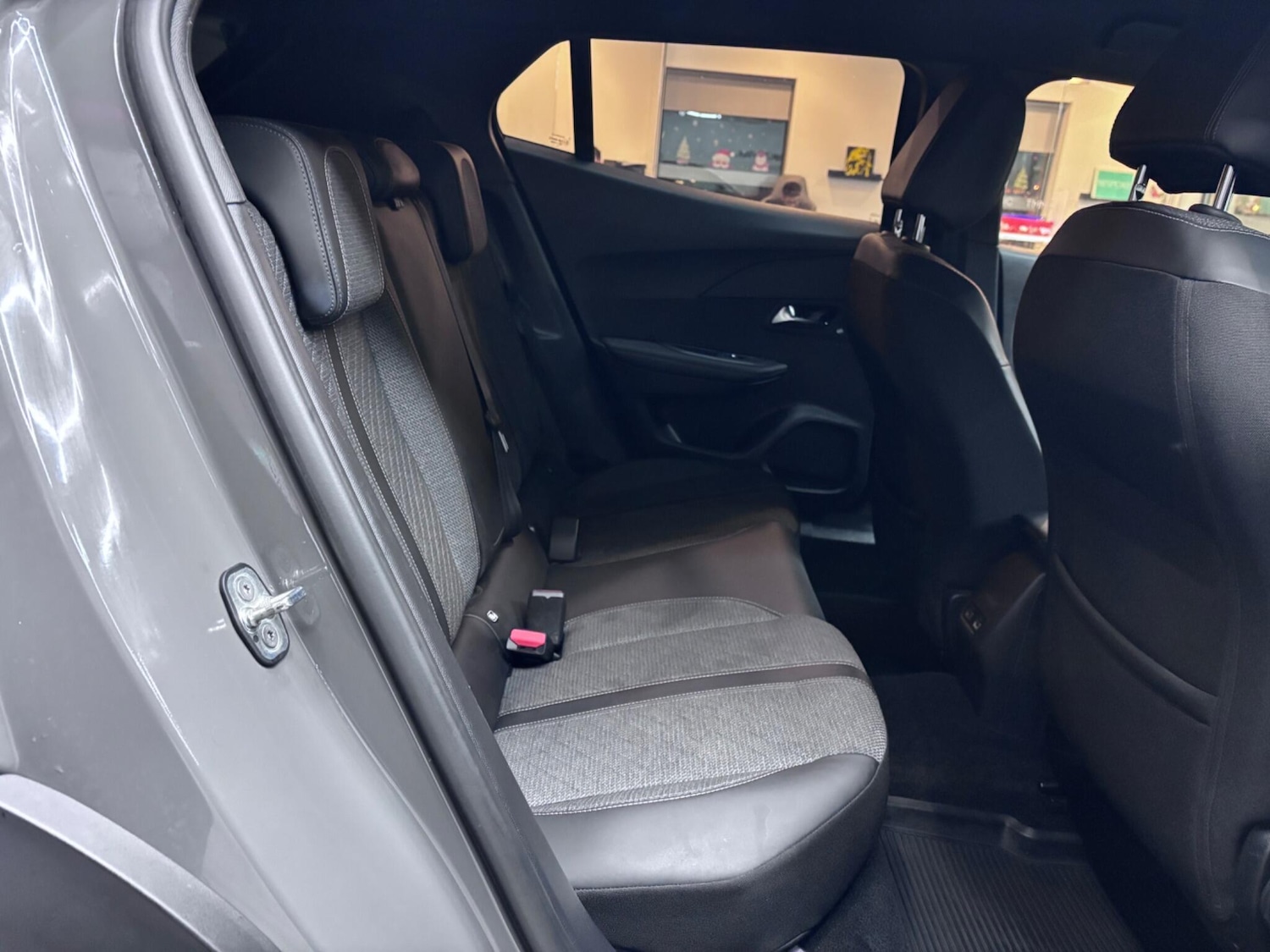 Used Peugeot 2008 2023 for sale - 77057179: Photo 28