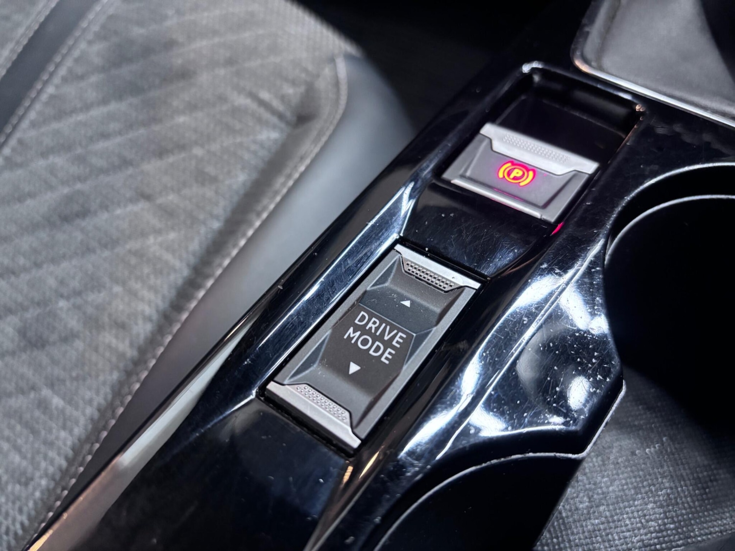 Used Peugeot 2008 2023 for sale - 77057179: Photo 32