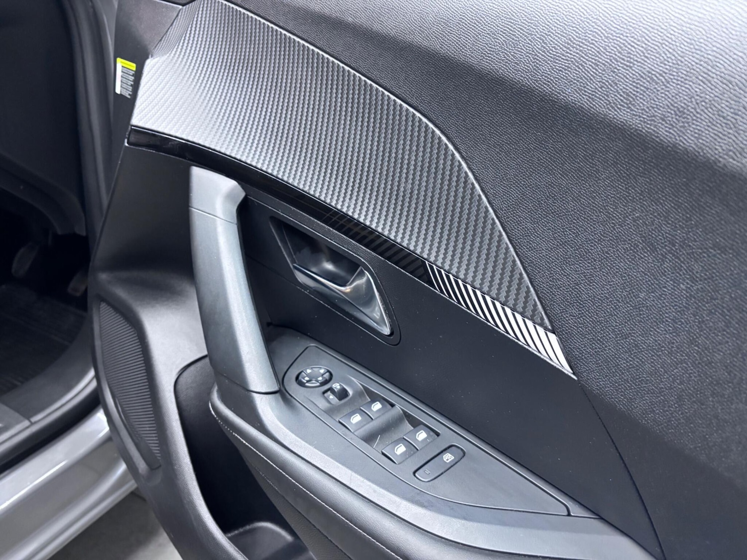 Used Peugeot 2008 2023 for sale - 77057179: Photo 36