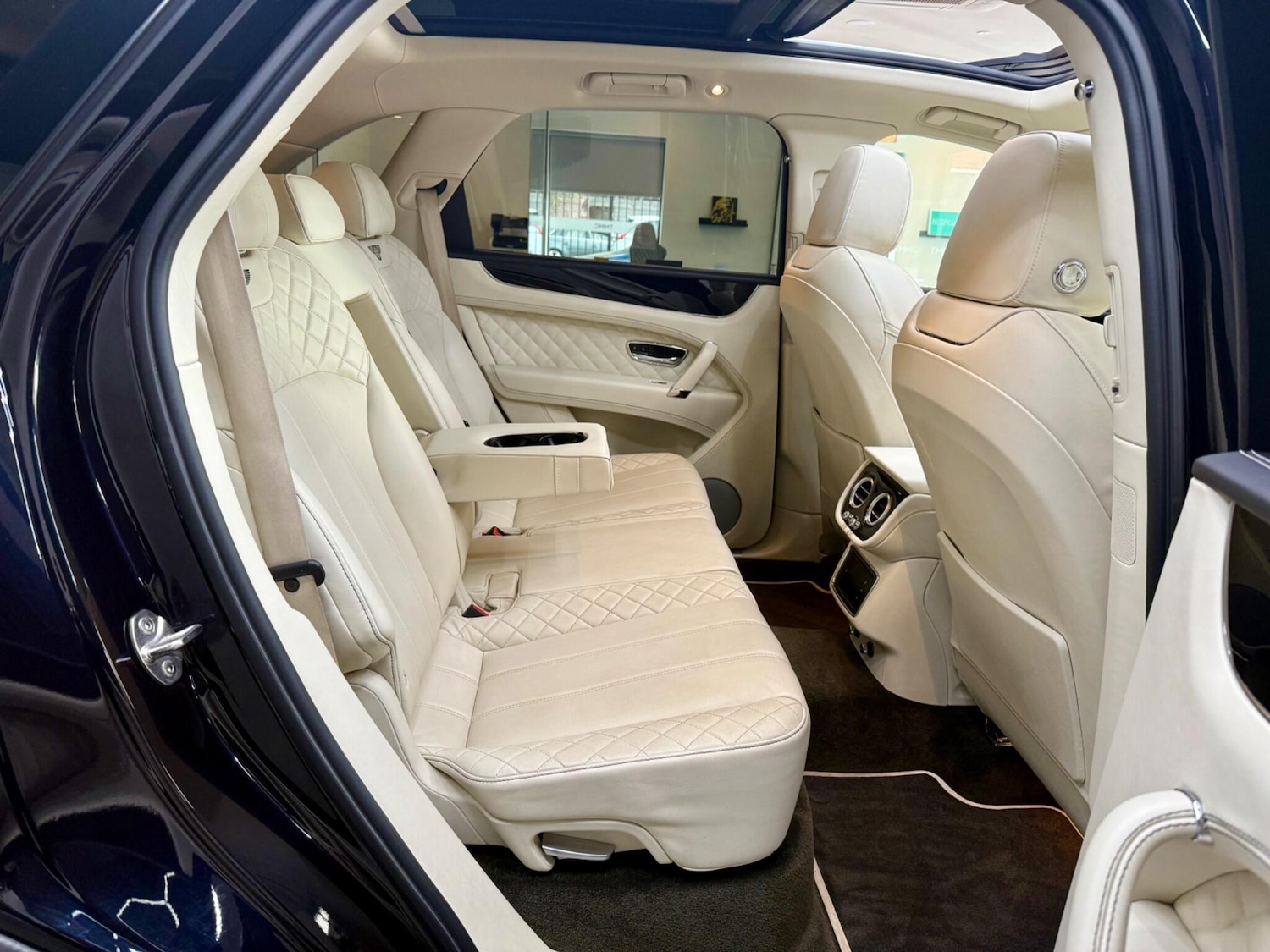 Used Bentley Bentayga for sale - 76690069: Photo 20