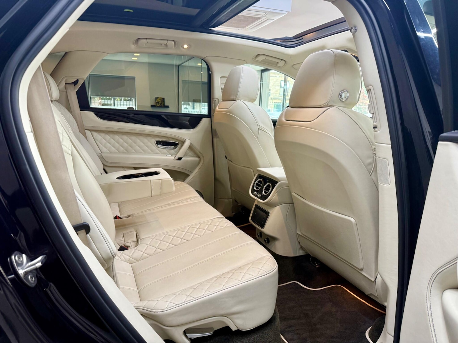 Used Bentley Bentayga for sale - 76690069: Photo 21