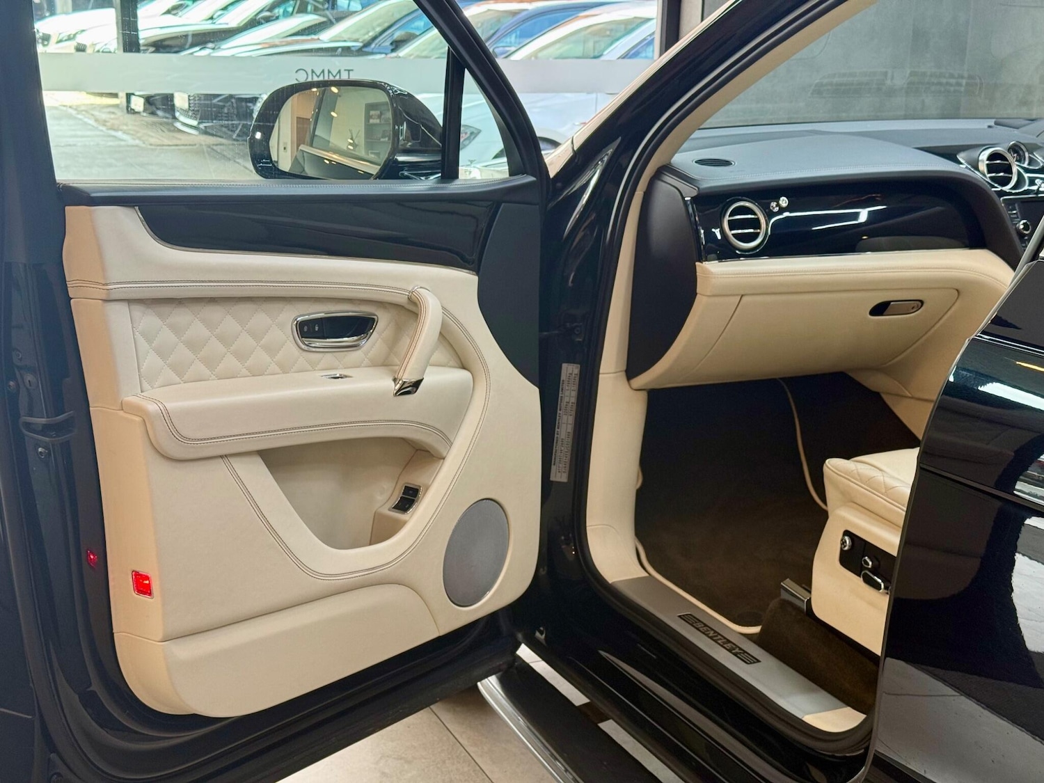 Used Bentley Bentayga for sale - 76690069: Photo 34