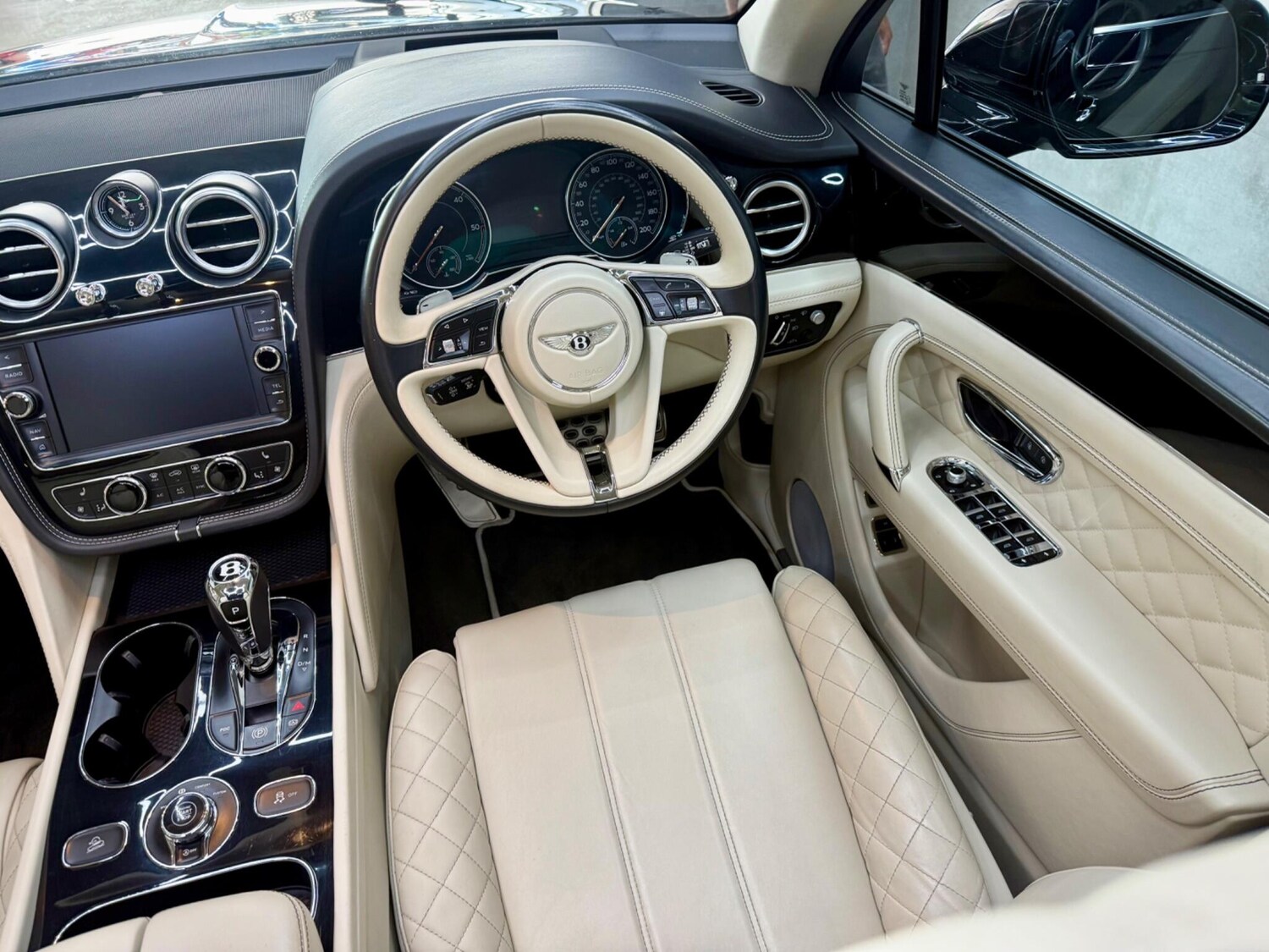 Used Bentley Bentayga for sale - 76690069: Photo 59