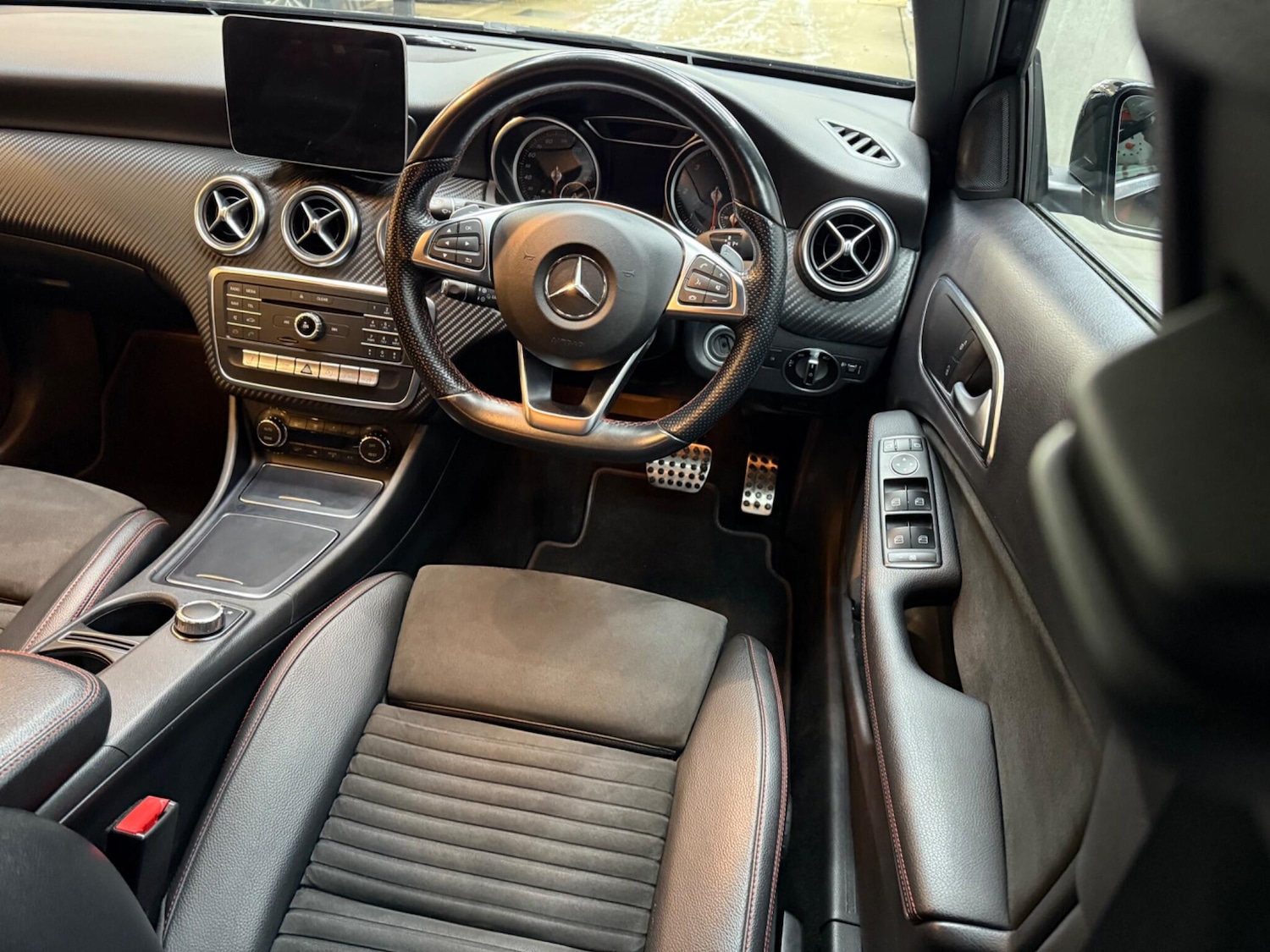 Used Mercedes-Benz A-Class 2017 for sale - 76572983: Photo 13