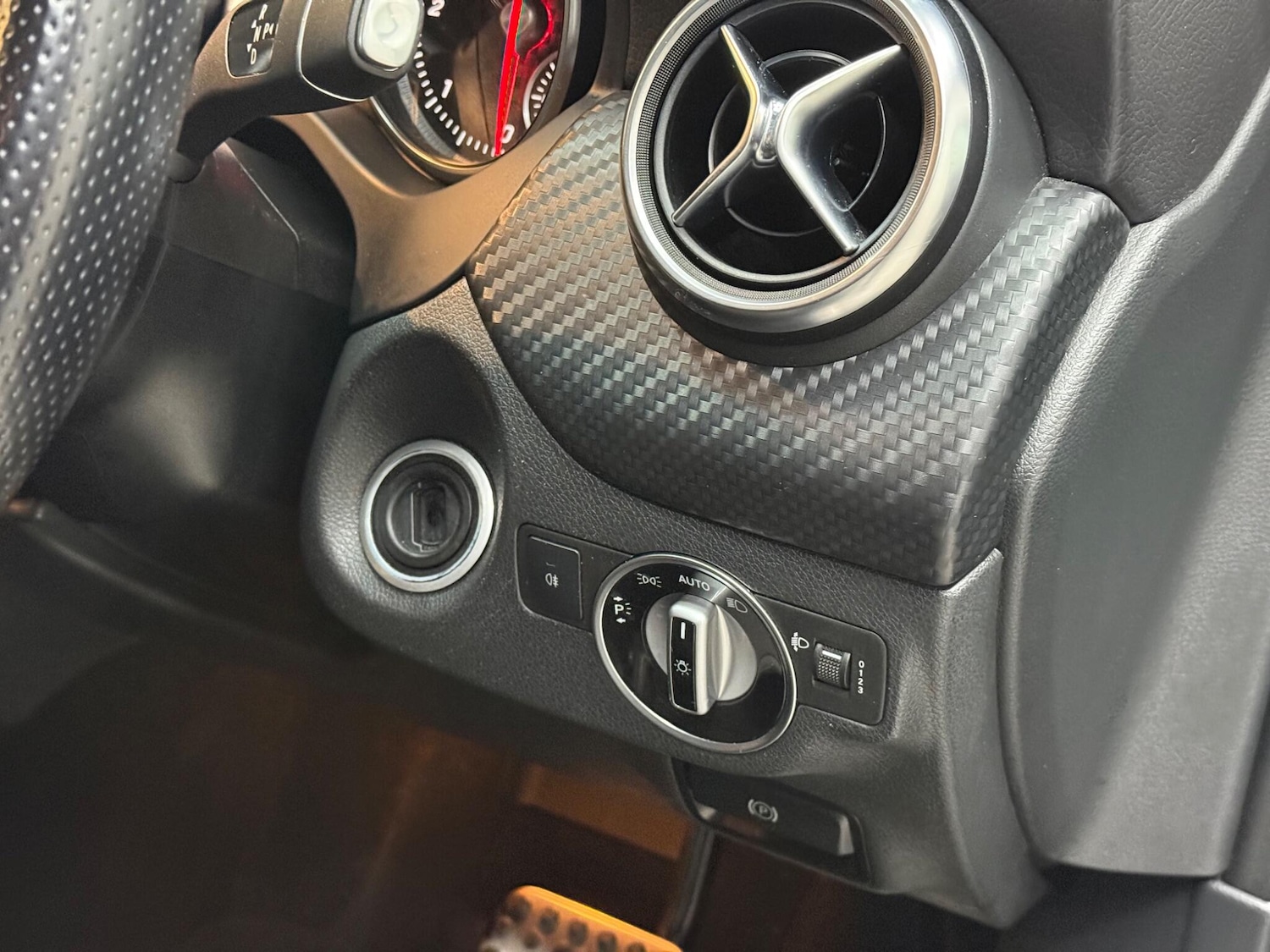 Used Mercedes-Benz A-Class 2017 for sale - 76572983: Photo 32